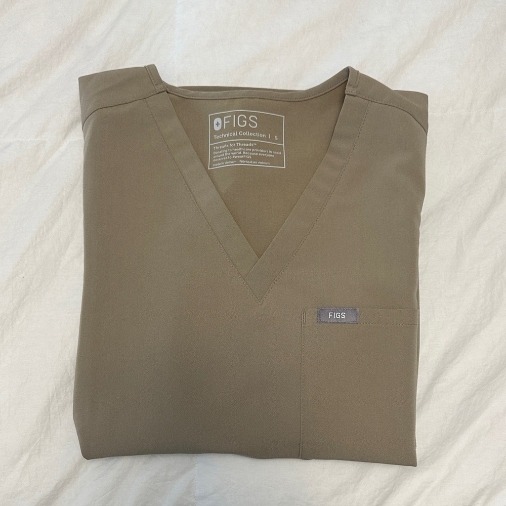Figs brown 1 pocket Catarina top